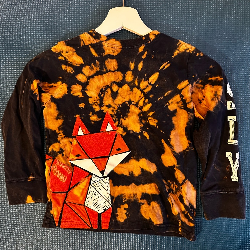 Tie dye fox kids shirt
